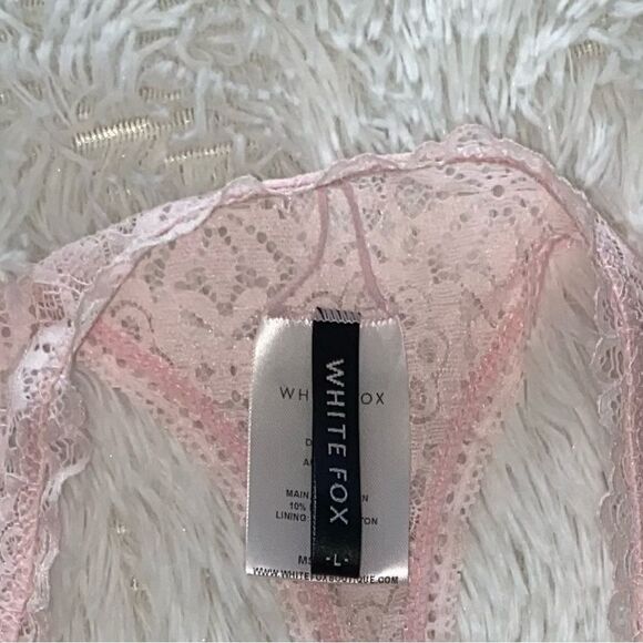 WHITE FOX Boutique Thong Think of you Panty Powder Pink Lace NEW Size Large - Picture 10 of 12